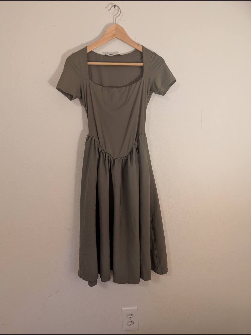 Olive Green Short Sleeve Square Neck Women's Dress